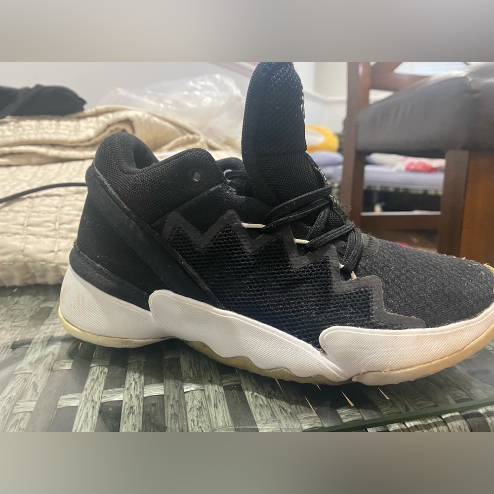 Adidas boys size 3